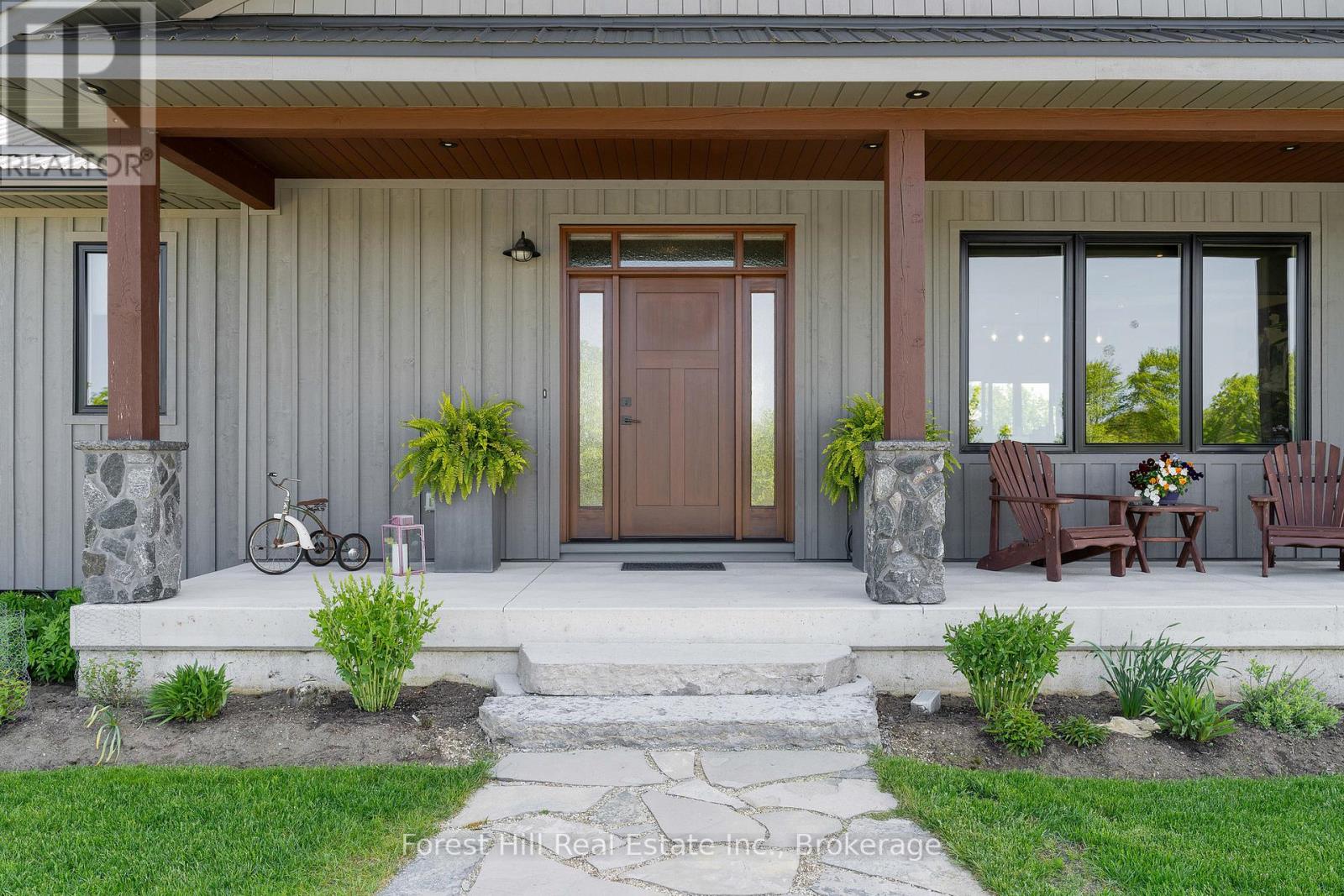 240 Lookout Drive, West Grey, Ontario  N0C 1H0 - Photo 7 - X12213302