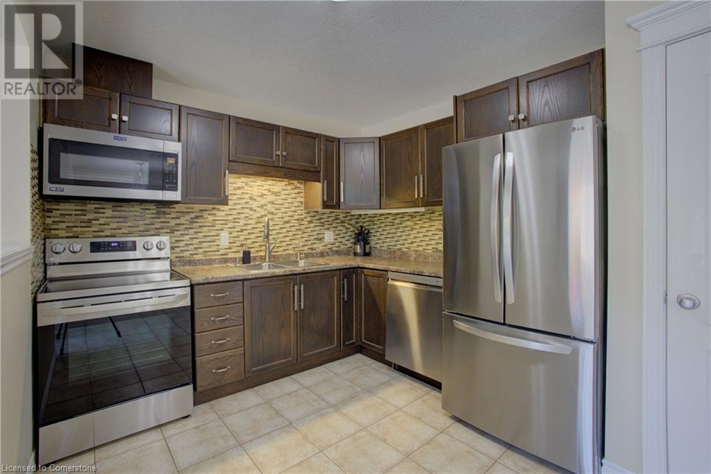 54 Curzon Crescent, Guelph, Ontario  N1K 1Z9 - Photo 3 - 40740266