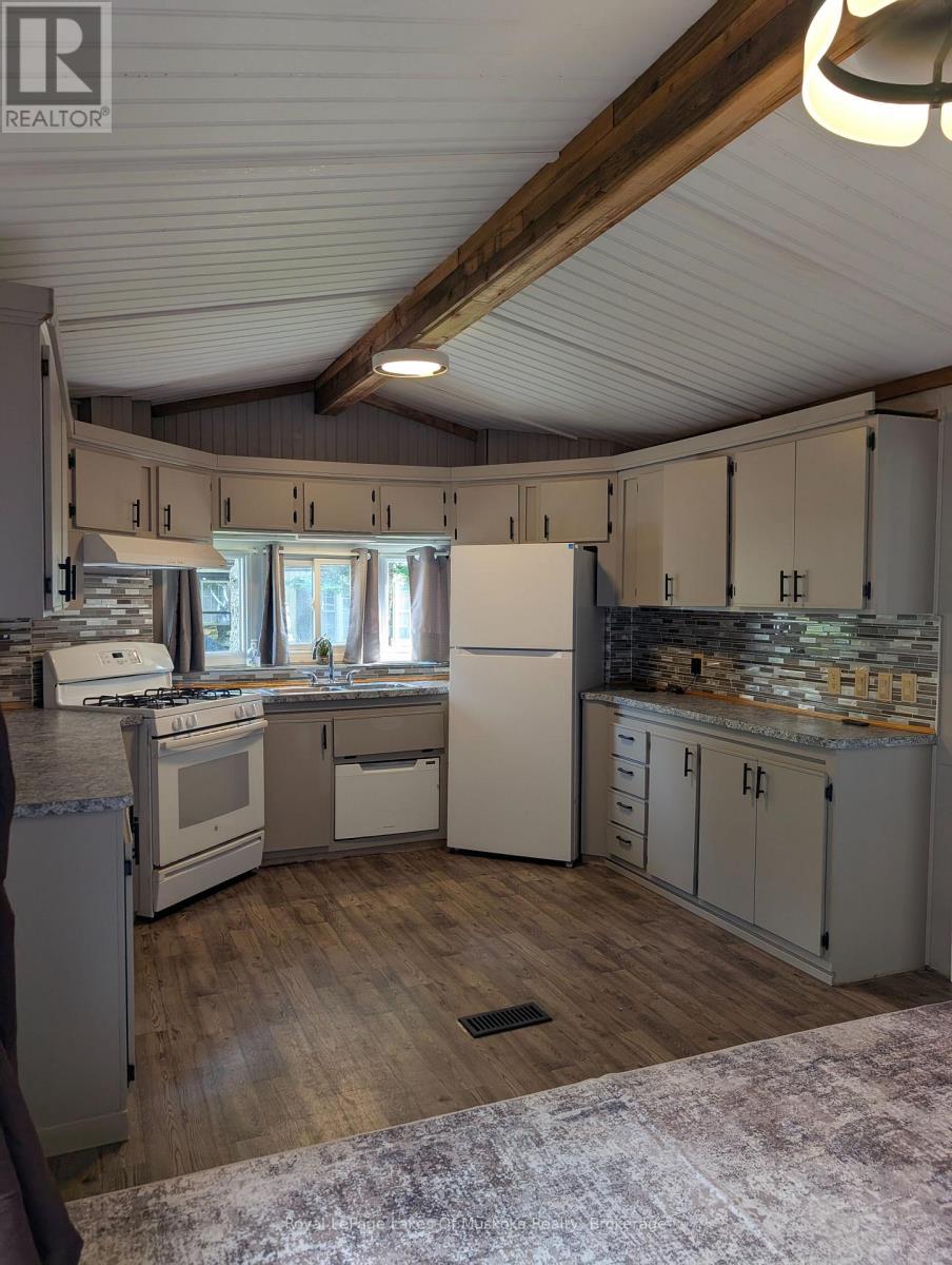 48 - 1007 Racoon Road, Gravenhurst, Ontario  P1P 1R1 - Photo 8 - X12213705
