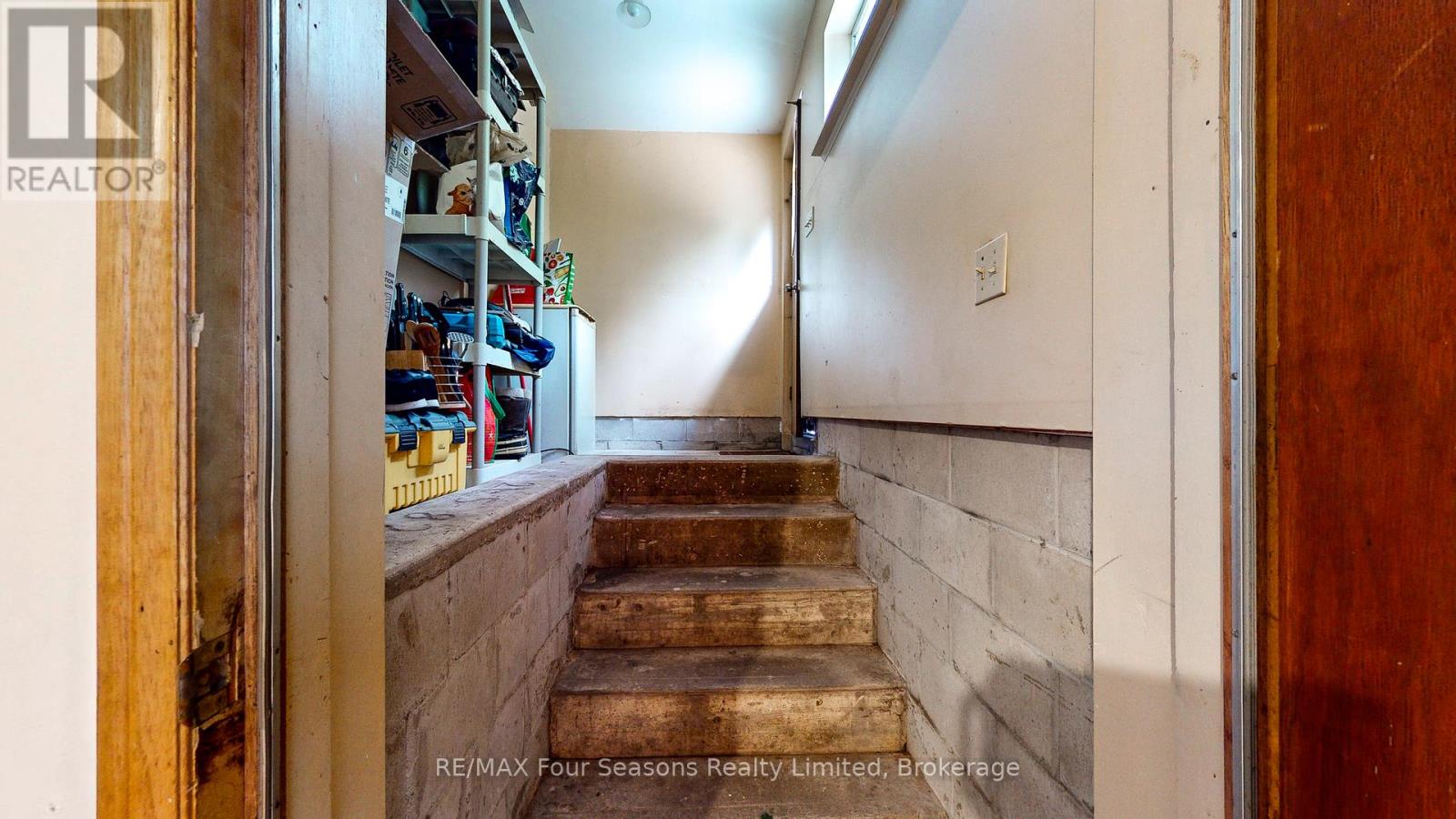 76 Arthur Street E, Blue Mountains, Ontario  N0H 2P0 - Photo 24 - X12213883