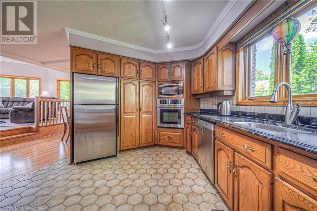 35 Robinson Road, Cambridge, Ontario  N1R 5S7 - Photo 24 - 40739734