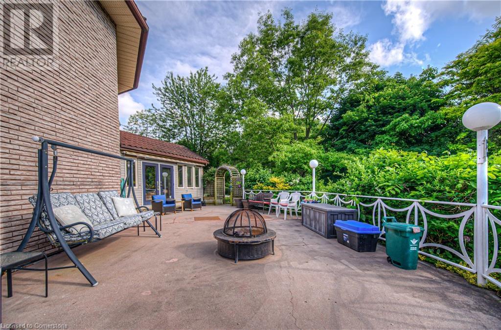 35 Robinson Road, Cambridge, Ontario  N1R 5S7 - Photo 4 - 40739734