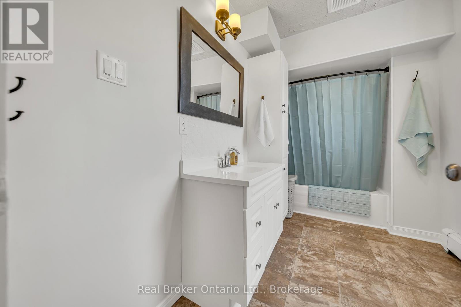 218 Cambridge Street, Arran-Elderslie, Ontario  N0G 2N0 - Photo 19 - X12213983