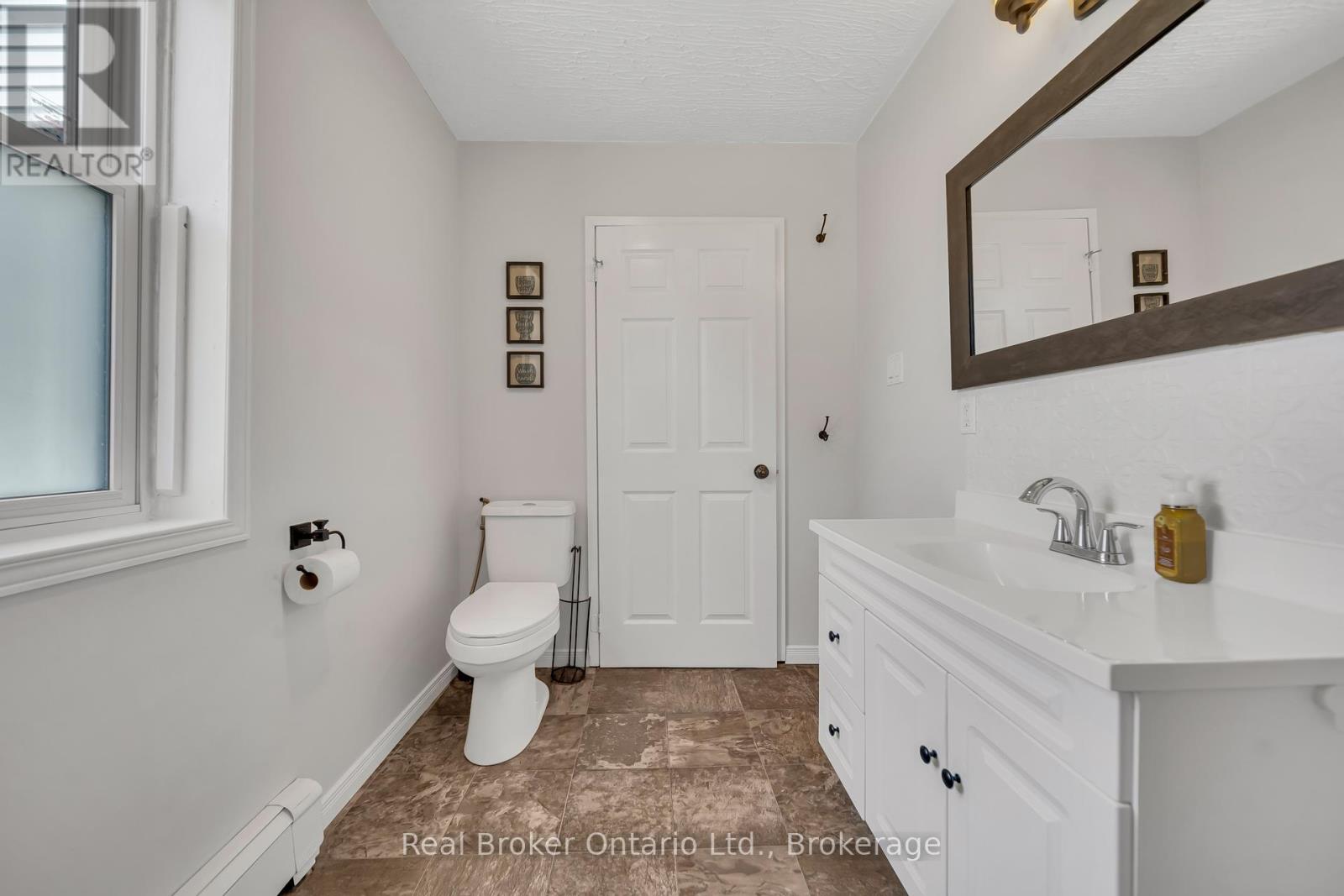 218 Cambridge Street, Arran-Elderslie, Ontario  N0G 2N0 - Photo 20 - X12213983