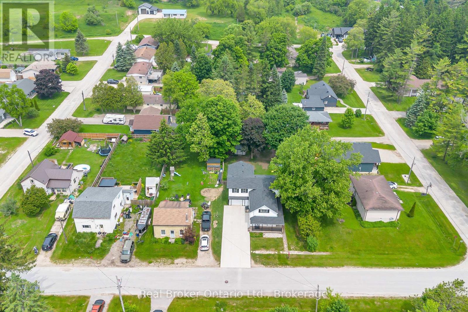 218 Cambridge Street, Arran-Elderslie, Ontario  N0G 2N0 - Photo 46 - X12213983