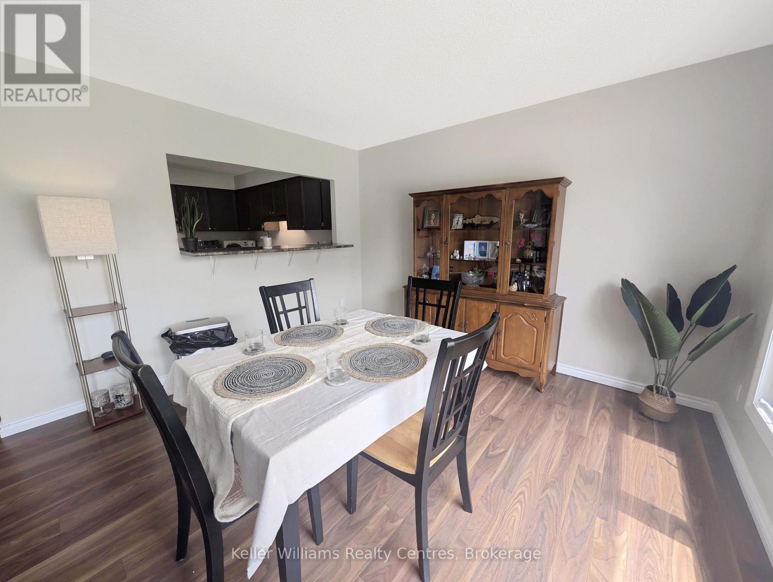 192 Bricker Street, Saugeen Shores, Ontario  N0H 2C1 - Photo 5 - X12214000