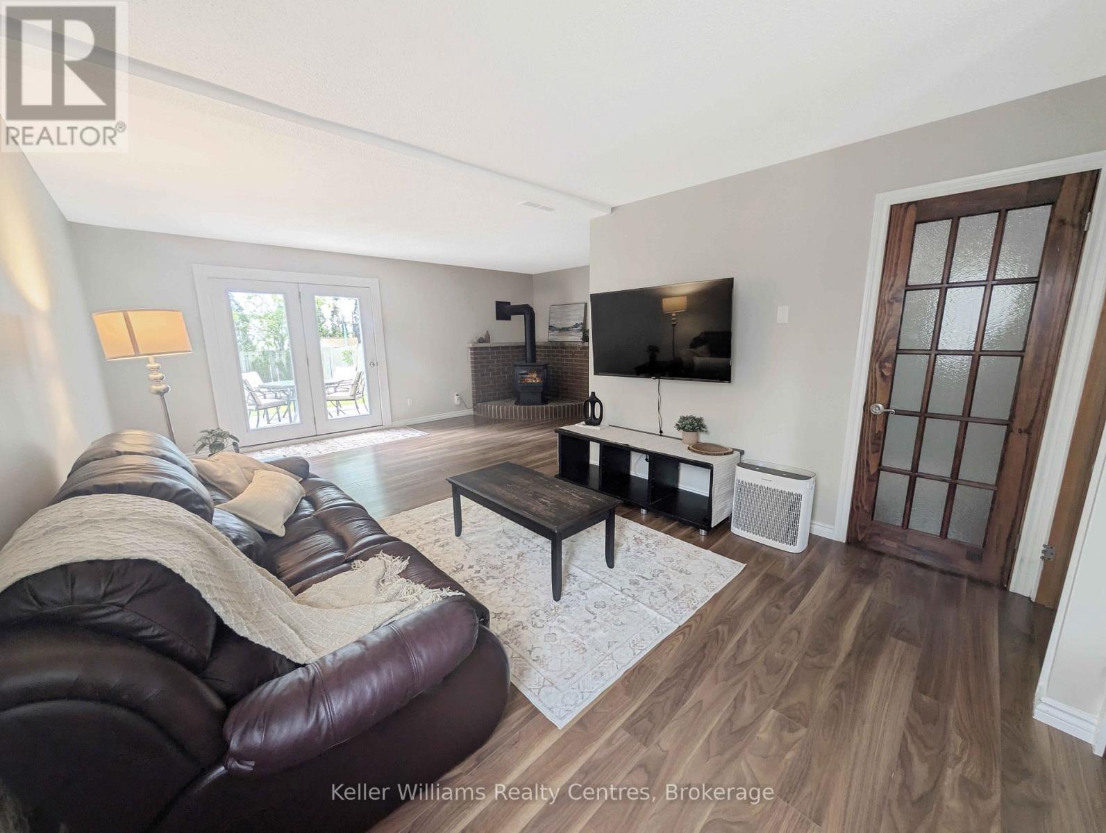 192 Bricker Street, Saugeen Shores, Ontario  N0H 2C1 - Photo 9 - X12214000
