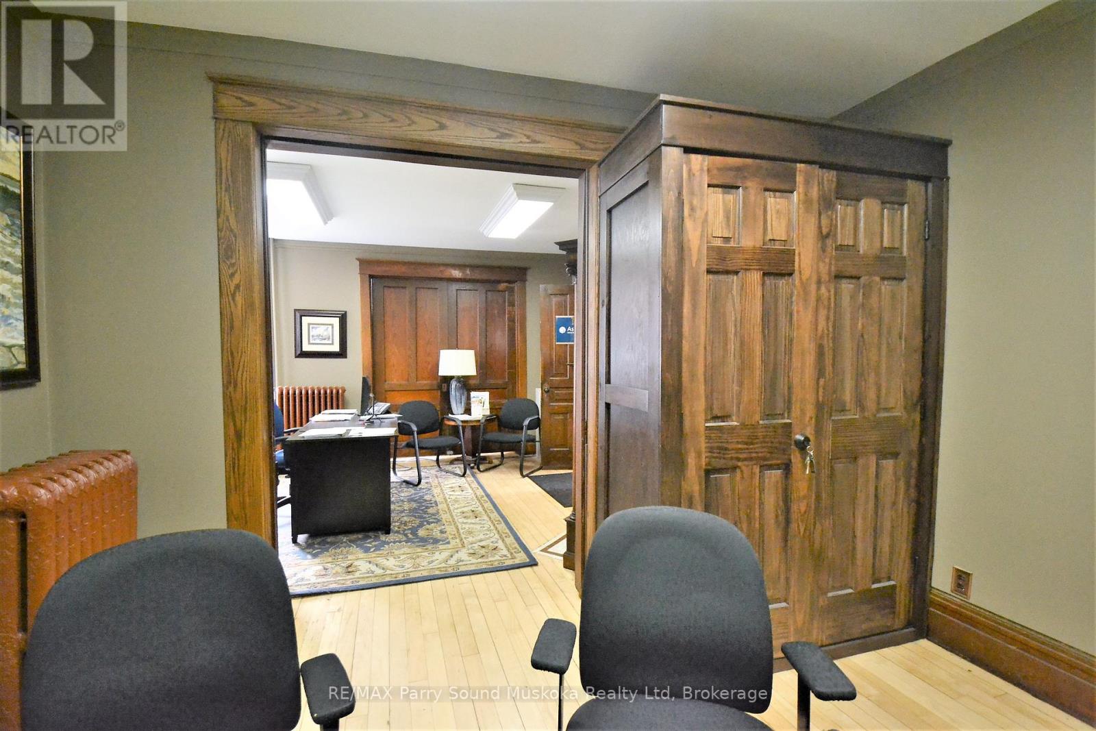 97 James Street, Parry Sound, Ontario  P2A 1T7 - Photo 33 - X12214108