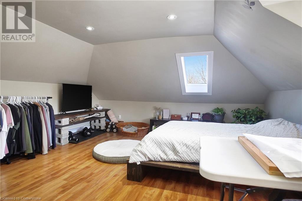 17 Shaw Avenue W, Cambridge, Ontario  N3C 1E3 - Photo 20 - 40740369