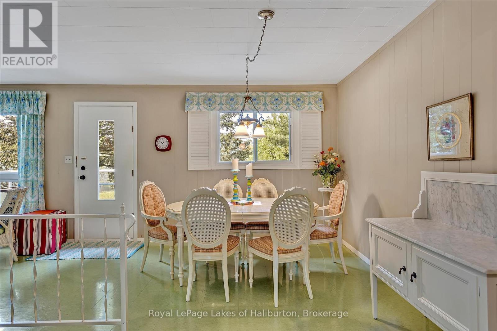 1093 Lamar Drive, Algonquin Highlands, Ontario  K0M 1S0 - Photo 13 - X12214308