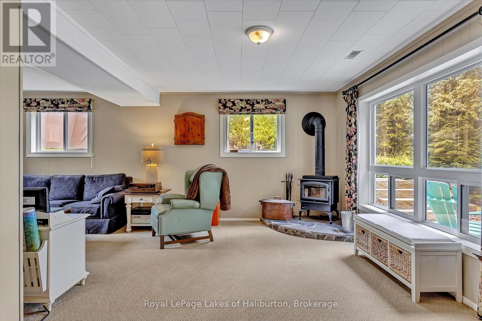1093 Lamar Drive, Algonquin Highlands, Ontario  K0M 1S0 - Photo 19 - X12214308