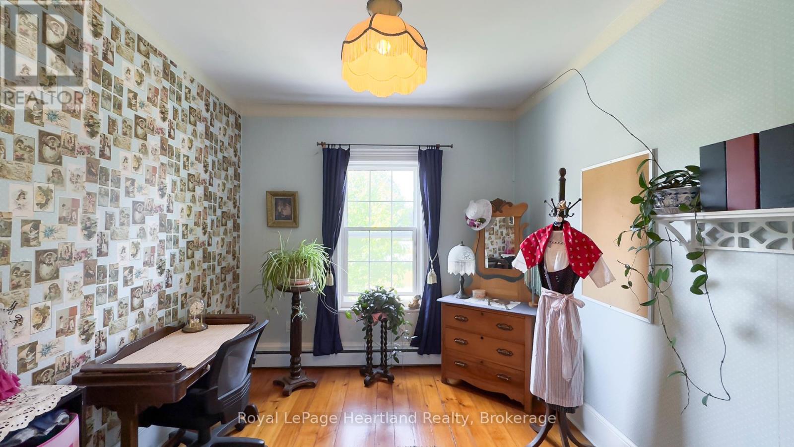 131 Rattenbury Street E, Central Huron, Ontario  N0M 1L0 - Photo 31 - X12214347