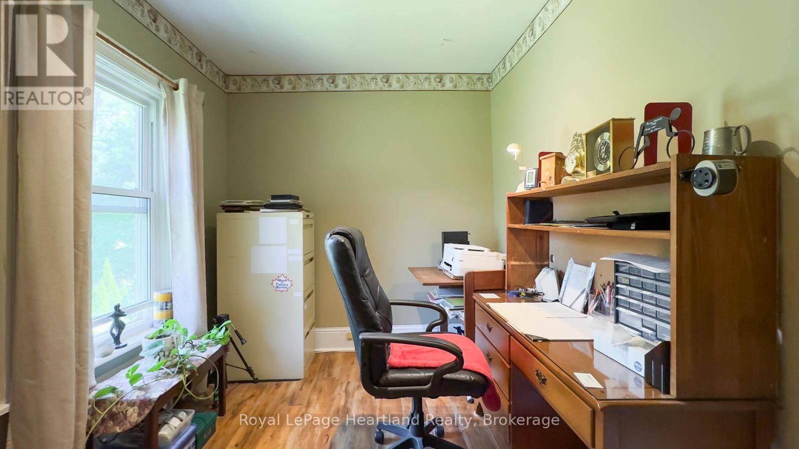 131 Rattenbury Street E, Central Huron, Ontario  N0M 1L0 - Photo 36 - X12214347