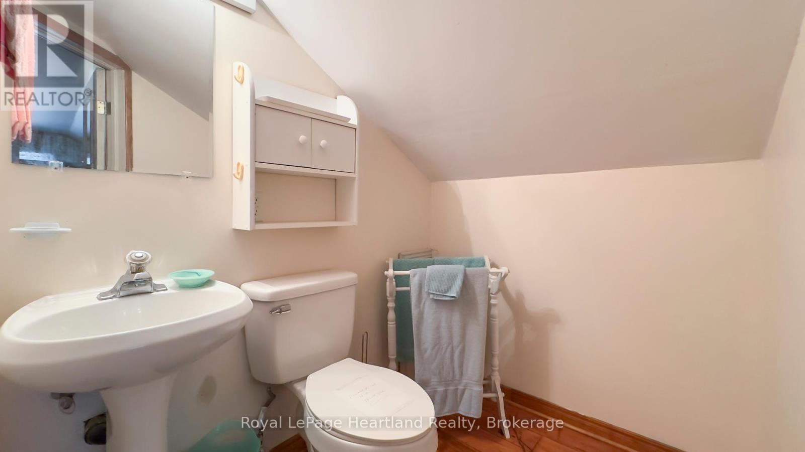 131 Rattenbury Street E, Central Huron, Ontario  N0M 1L0 - Photo 40 - X12214347