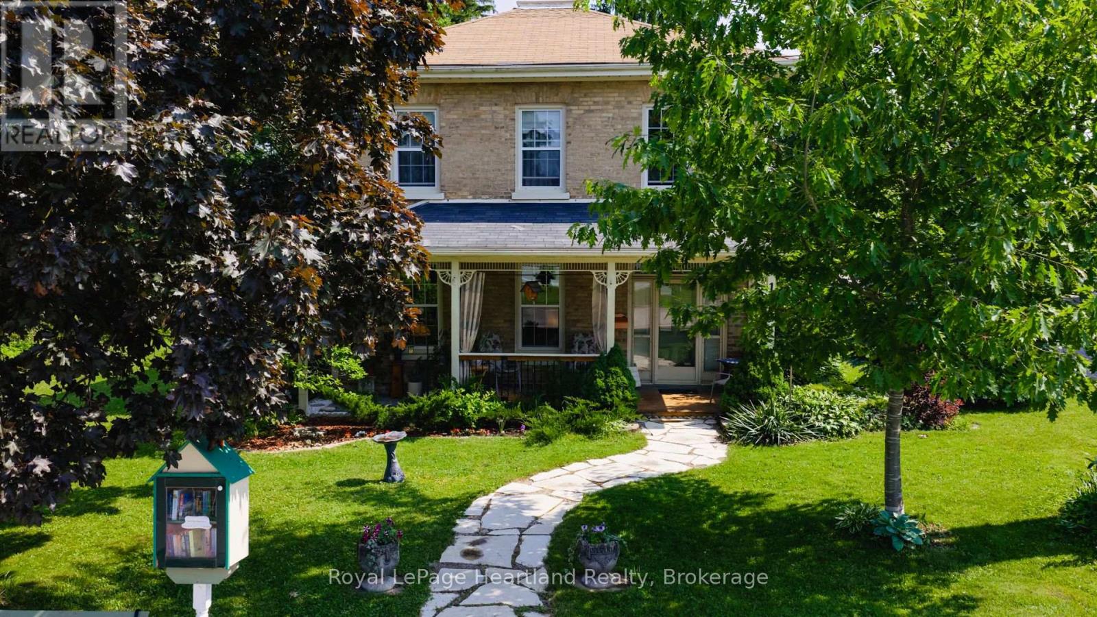 131 Rattenbury Street E, Central Huron, Ontario  N0M 1L0 - Photo 7 - X12214347