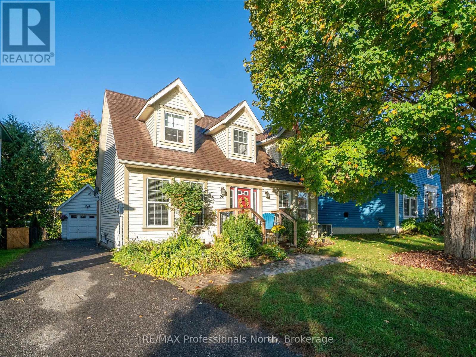26 Coates Avenue, Bracebridge, Ontario  P1L 1Y5 - Photo 1 - X12214767