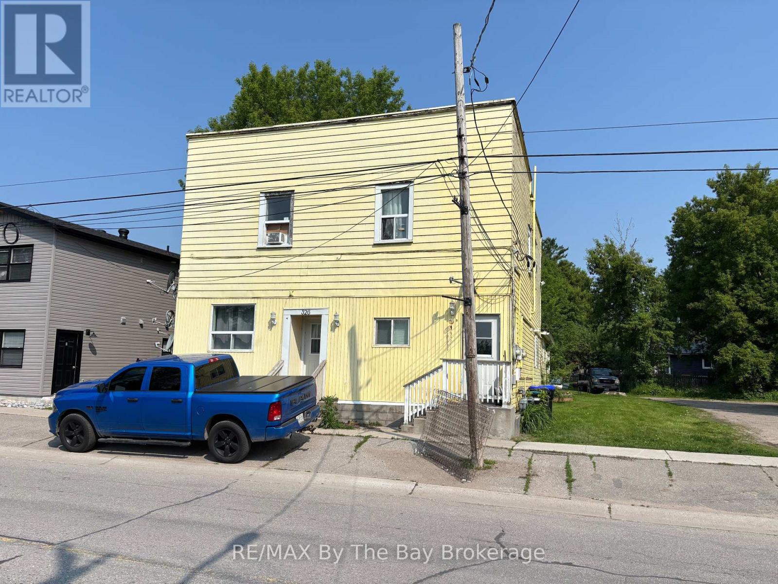 326 Talbot Street, Tay, Ontario  L0K 1R0 - Photo 1 - S12214936