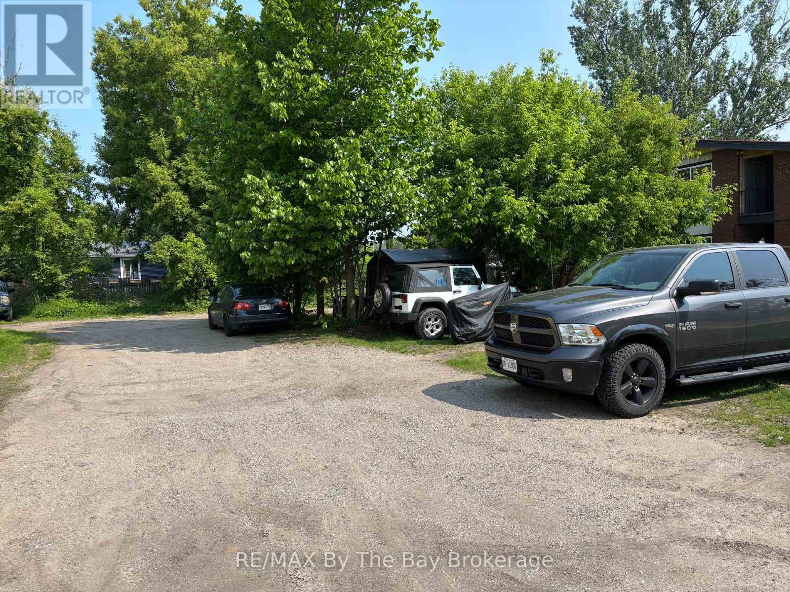 326 Talbot Street, Tay, Ontario  L0K 1R0 - Photo 4 - S12214936