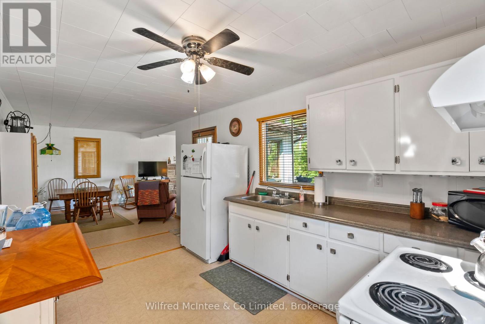 1153 2nd Avenue S, Native Leased Lands, Ontario  N0H 2G0 - Photo 15 - X12214884