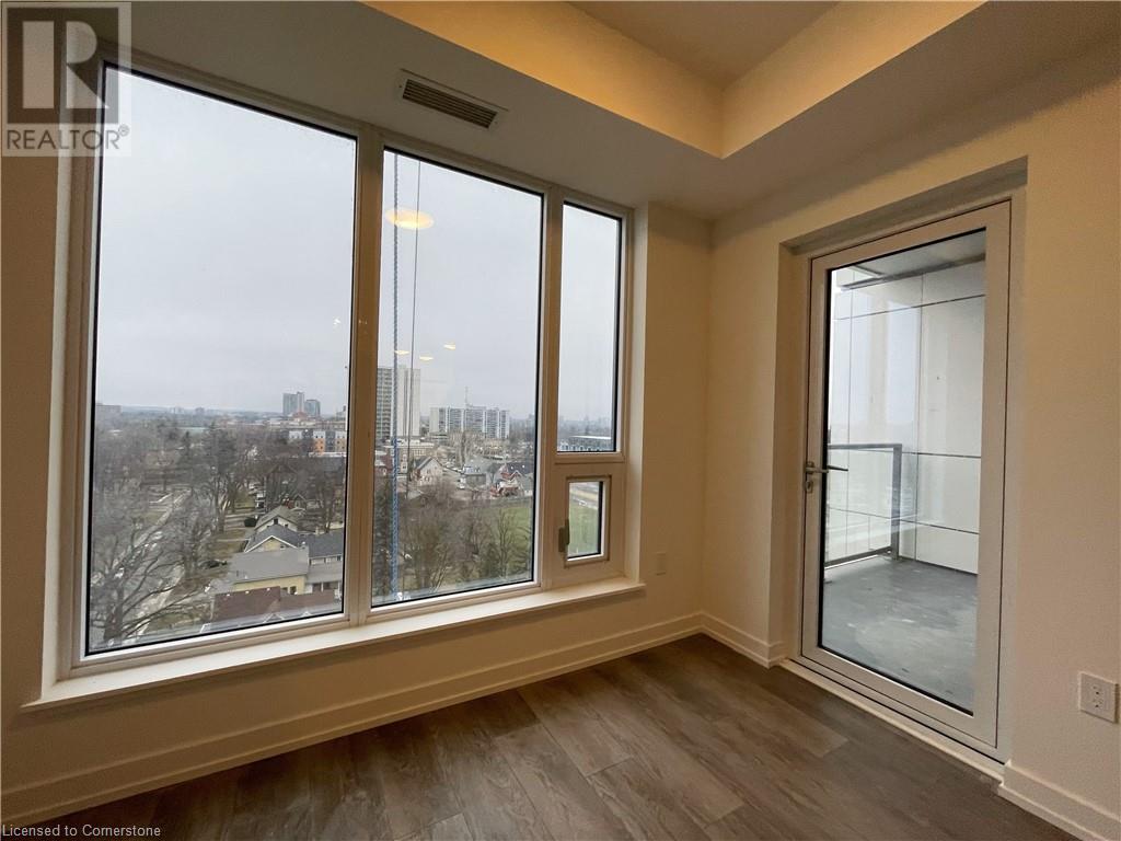 15 Wellington Street S Unit# 1011, Kitchener, Ontario  N2G 0E3 - Photo 13 - 40728515