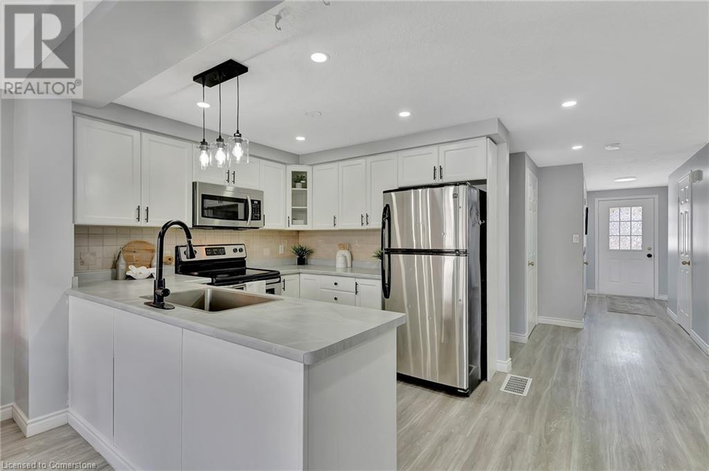 51 Madeleine Street, Kitchener, Ontario  N2R 1V4 - Photo 13 - 40740463