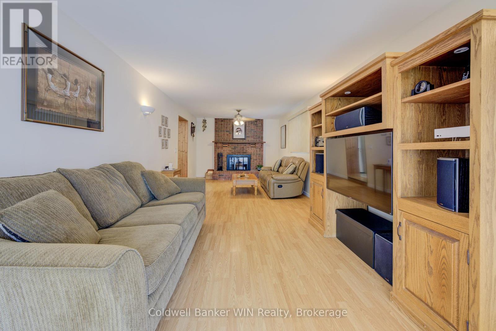 175 Smith Street, Wellington North, Ontario  N0G 1A0 - Photo 16 - X12214988