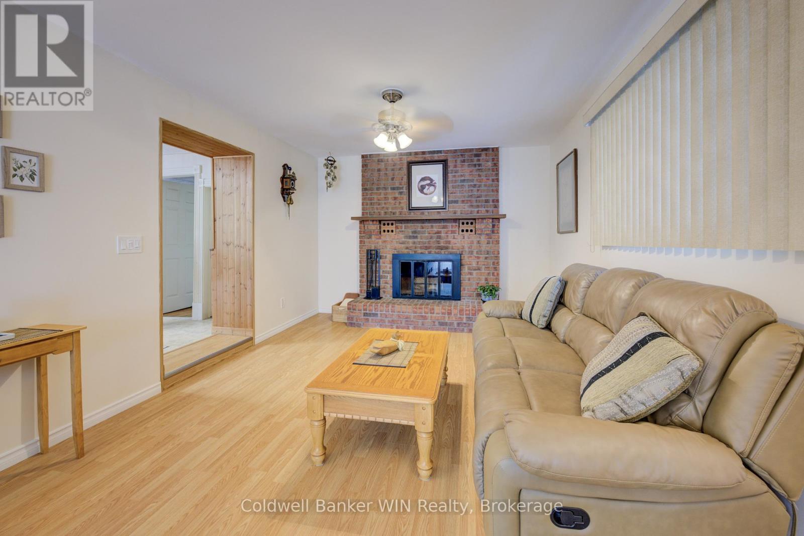 175 Smith Street, Wellington North, Ontario  N0G 1A0 - Photo 17 - X12214988