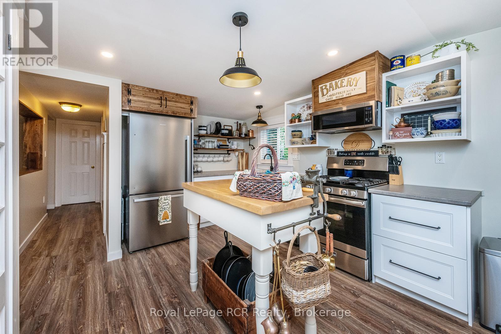 432 Pine Pass, Centre Wellington, Ontario  N1M 2W5 - Photo 8 - X12215011