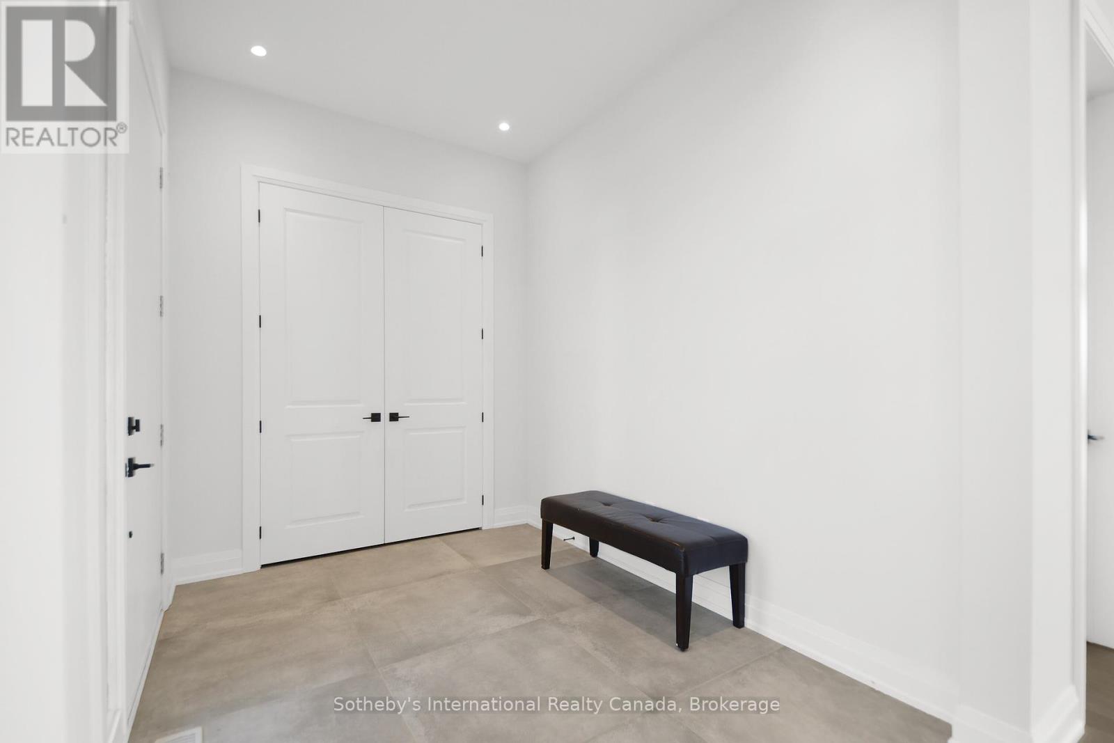 101 Sladden Court, Blue Mountains, Ontario  N0H 2P0 - Photo 43 - X12215259