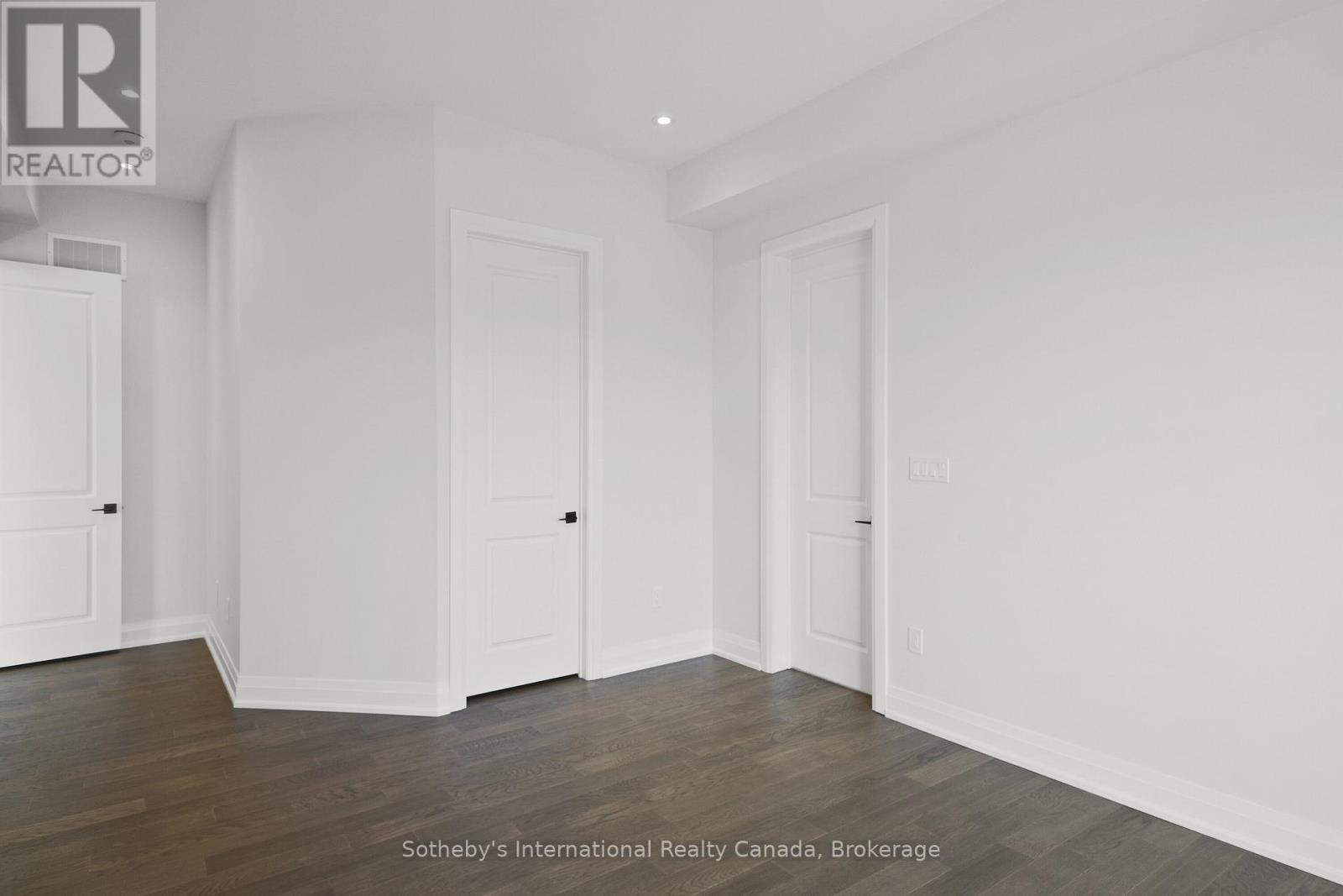 101 Sladden Court, Blue Mountains, Ontario  N0H 2P0 - Photo 45 - X12215259