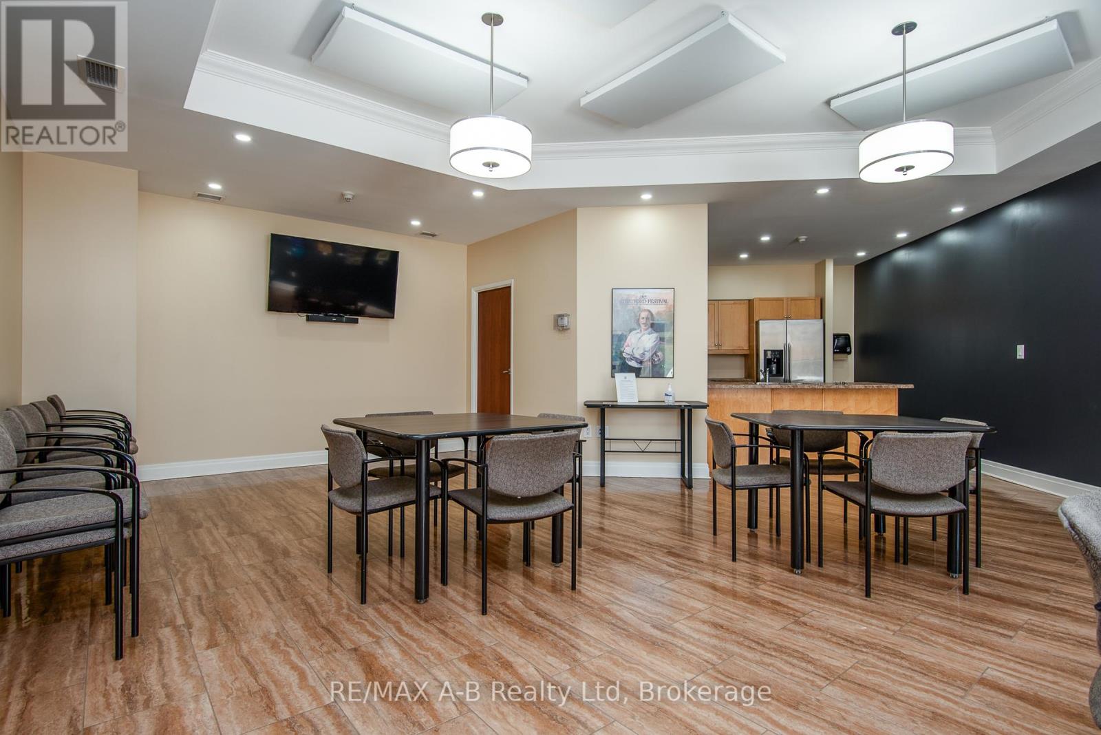 202 - 400 Romeo Street N, Stratford, Ontario  N5A 0A2 - Photo 31 - X12215346