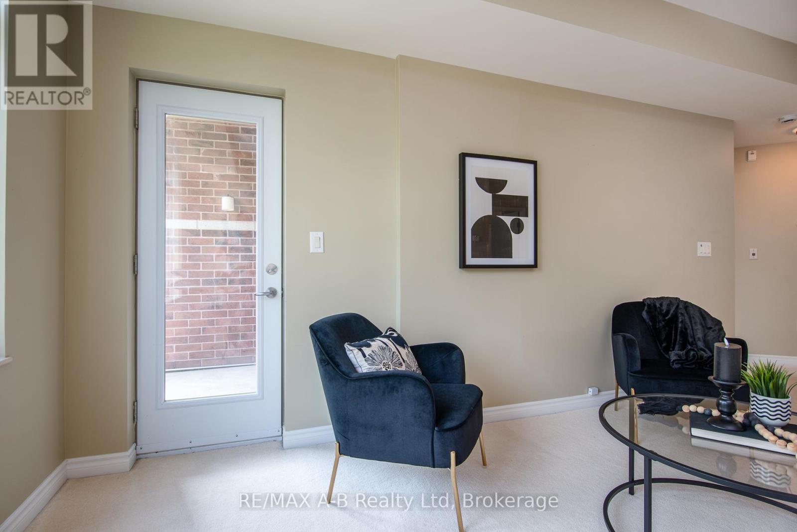 202 - 400 Romeo Street N, Stratford, Ontario  N5A 0A2 - Photo 6 - X12215346