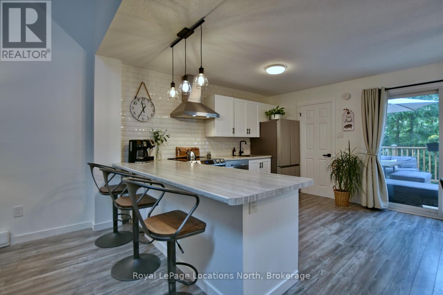 207 Escarpment Crescent, Collingwood, Ontario  L9Y 5B4 - Photo 28 - S12215458