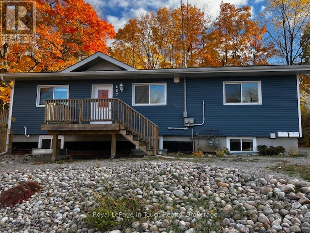 687 Montreal Street, Midland, Ontario  L4R 1G5 - Photo 1 - S12215564