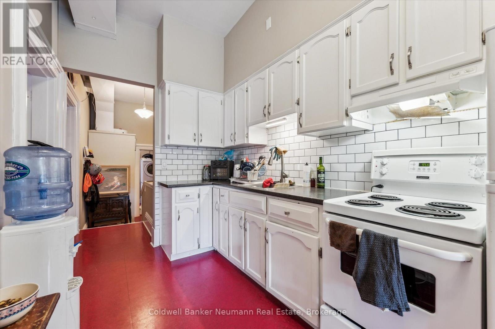 7 Cambridge Street, Guelph, Ontario  N1H 2T8 - Photo 35 - X12215517