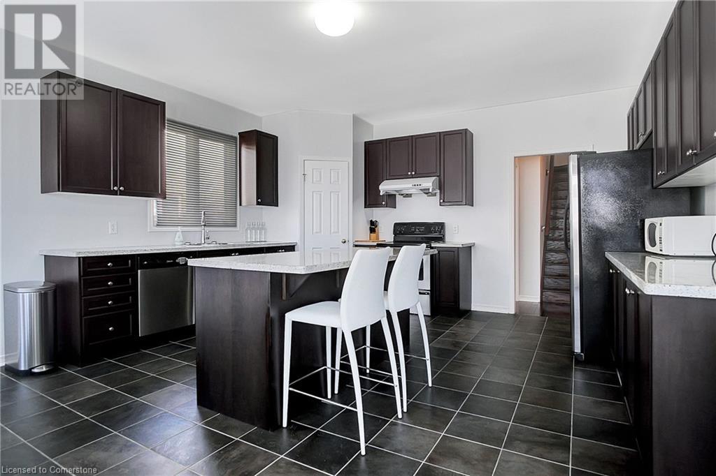 320 Robert Ferrie Drive, Kitchener, Ontario  N2P 2X7 - Photo 16 - 40740198