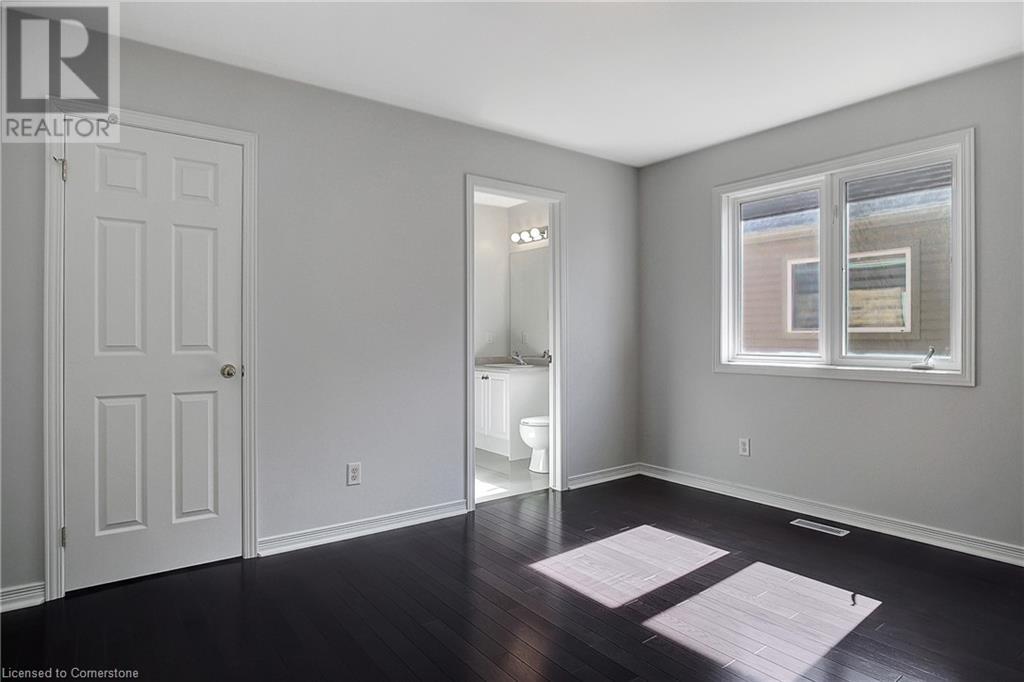 320 Robert Ferrie Drive, Kitchener, Ontario  N2P 2X7 - Photo 28 - 40740198