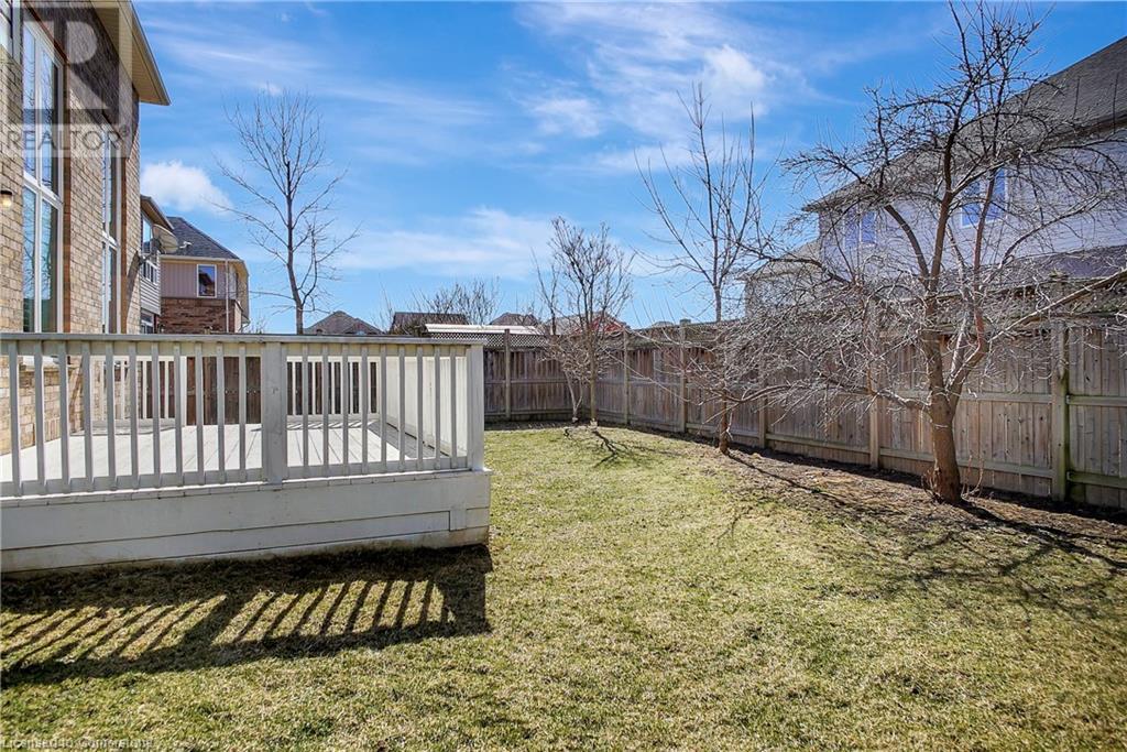 320 Robert Ferrie Drive, Kitchener, Ontario  N2P 2X7 - Photo 38 - 40740198