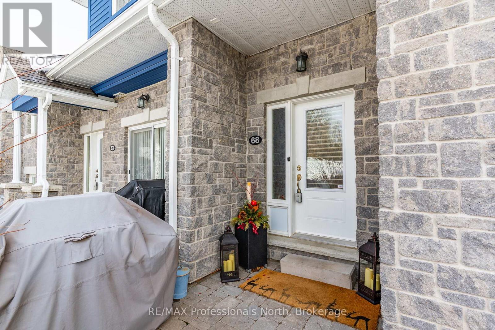 13 - 68 Webb Circle, Dysart Et Al, Ontario  K0M 1S0 - Photo 3 - X12215751