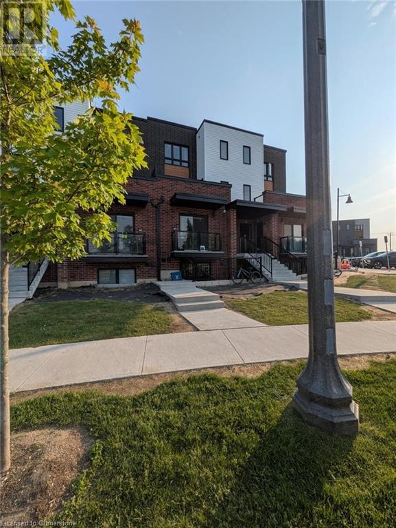 243 CHAPEL HILL Drive, Kitchener, Ontario