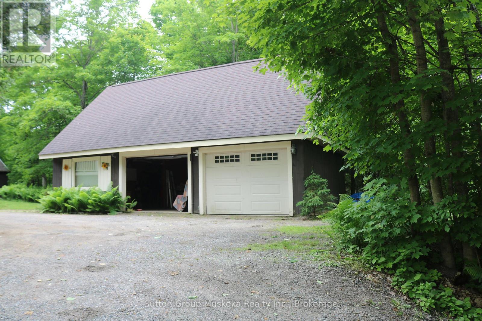 2360 Highway 60 Highway, Lake Of Bays, Ontario  P1H 2E5 - Photo 32 - X12215869
