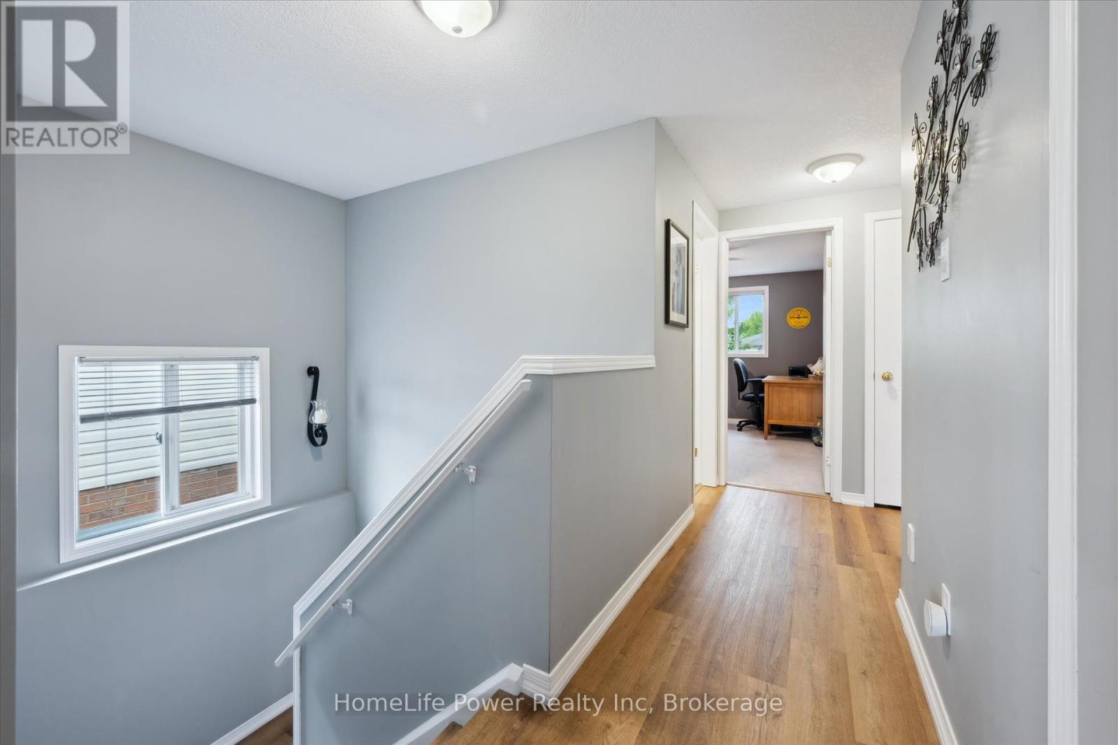 43 Hill Trail, Guelph, Ontario  N1E 7C5 - Photo 19 - X12215878