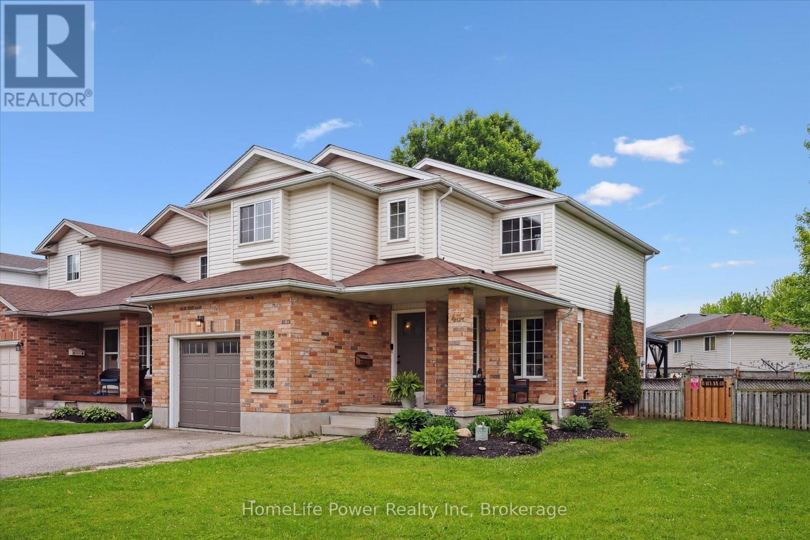 43 Hill Trail, Guelph, Ontario  N1E 7C5 - Photo 2 - X12215878