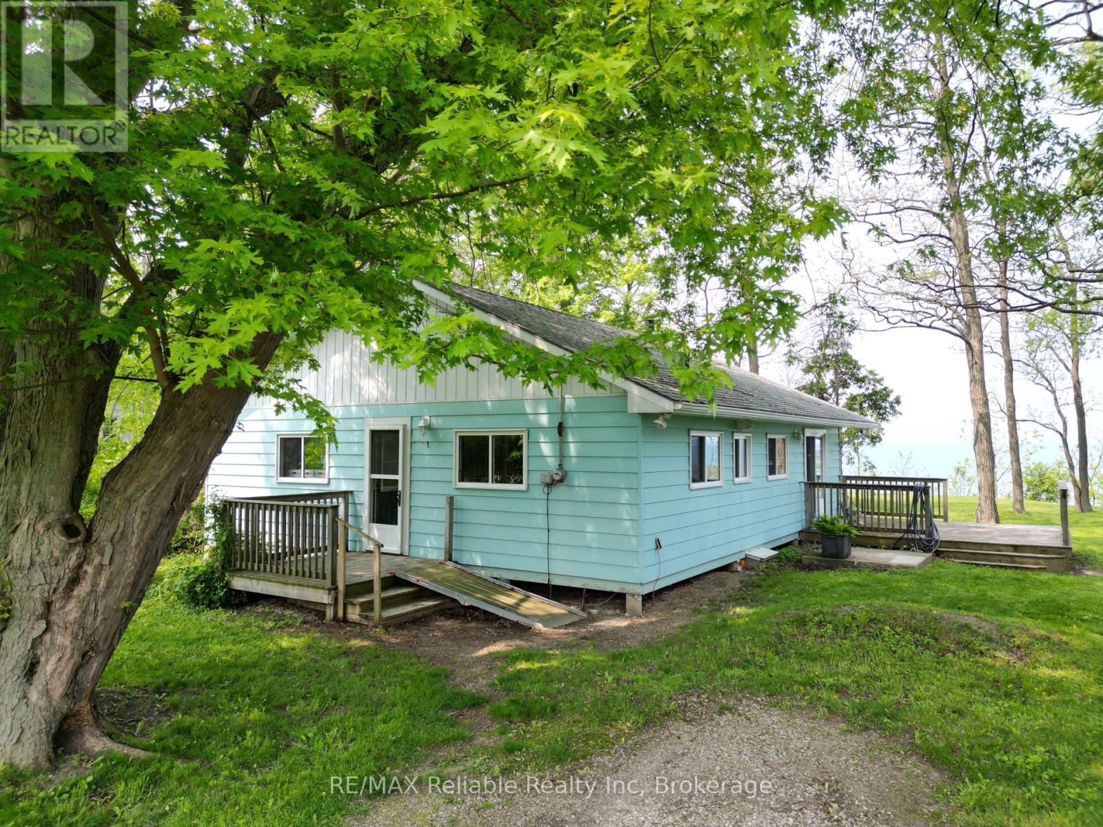 77543 Melena Drive, Bluewater, Ontario  N0M 1G0 - Photo 2 - X12216016