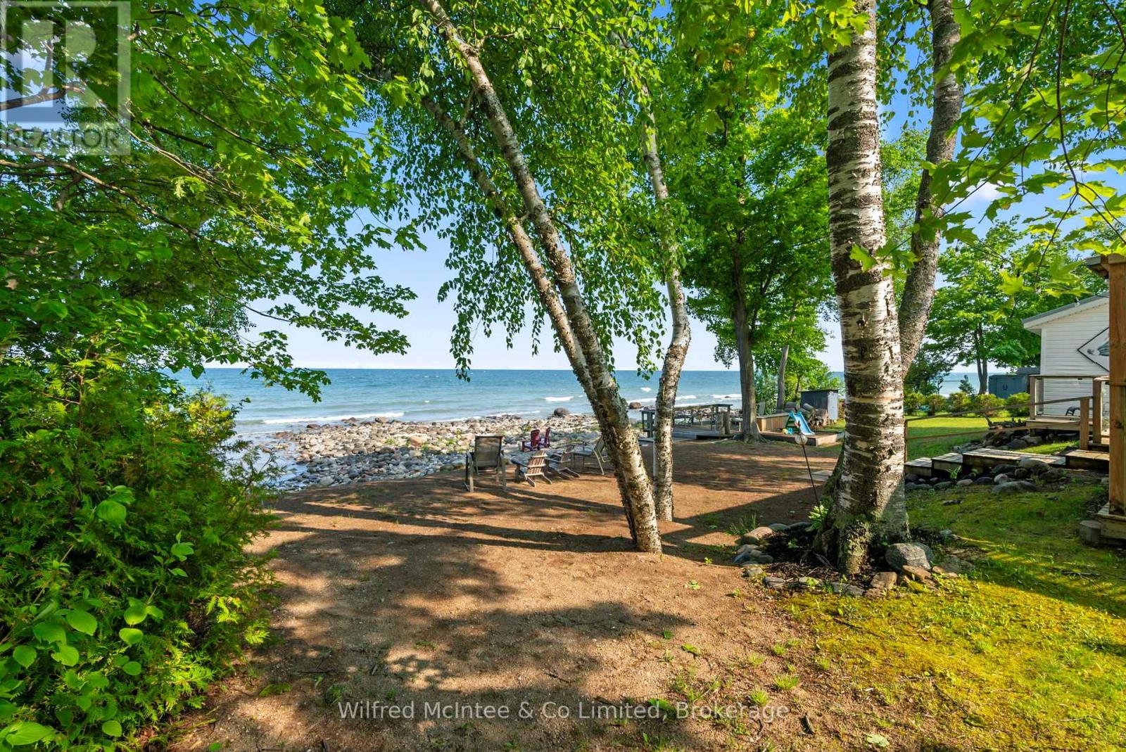 415 Bruce Road 13, Native Leased Lands, Ontario  N0H 2L0 - Photo 35 - X12216030