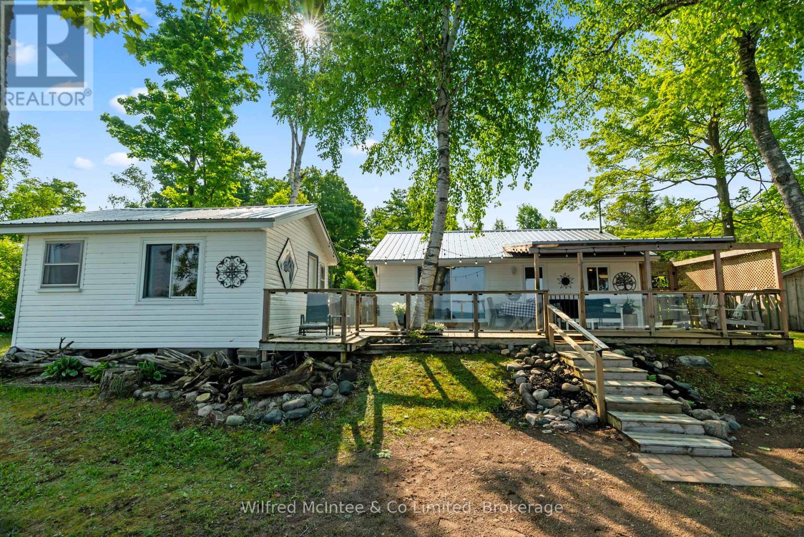 415 Bruce Road 13, Native Leased Lands, Ontario  N0H 2L0 - Photo 41 - X12216030