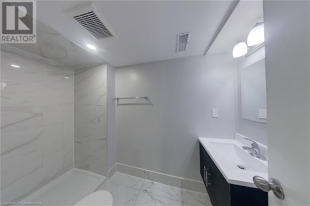 171 8 Avenue, Kitchener, Ontario  N2C 1S5 - Photo 41 - 40738828