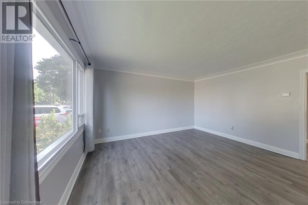 171 8 Avenue, Kitchener, Ontario  N2C 1S5 - Photo 8 - 40738828