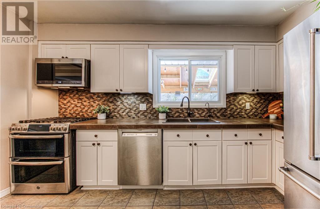 101 Old Country Drive, Kitchener, Ontario  N2E 1S4 - Photo 10 - 40740703
