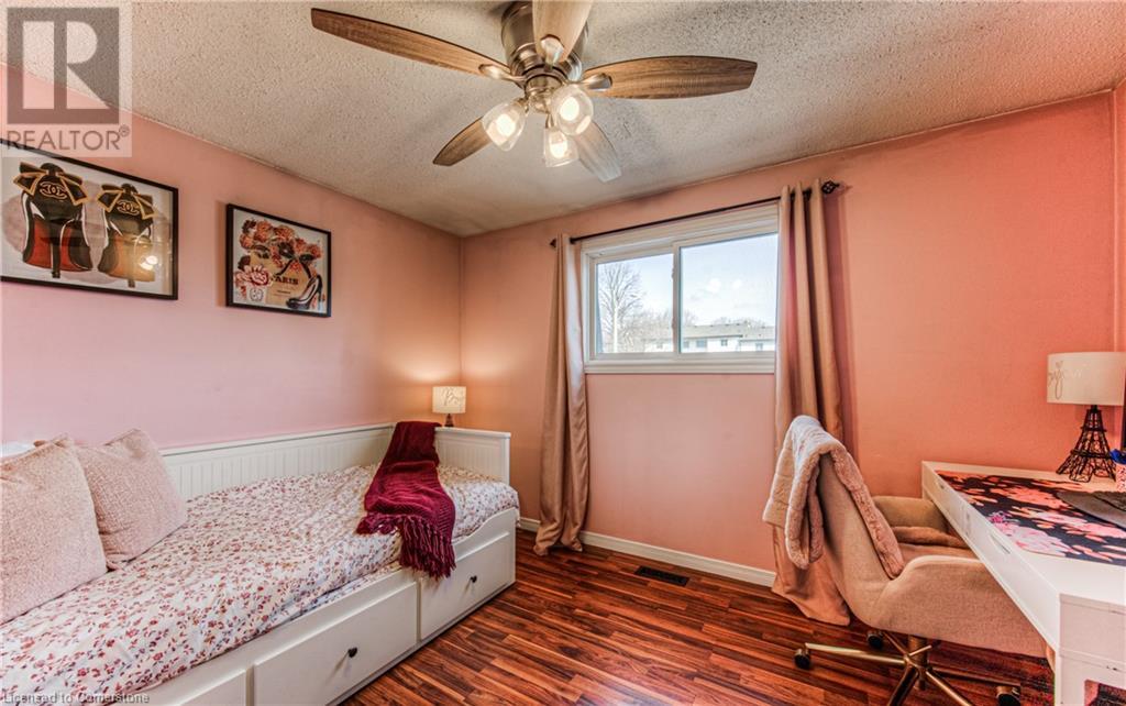 101 Old Country Drive, Kitchener, Ontario  N2E 1S4 - Photo 17 - 40740703